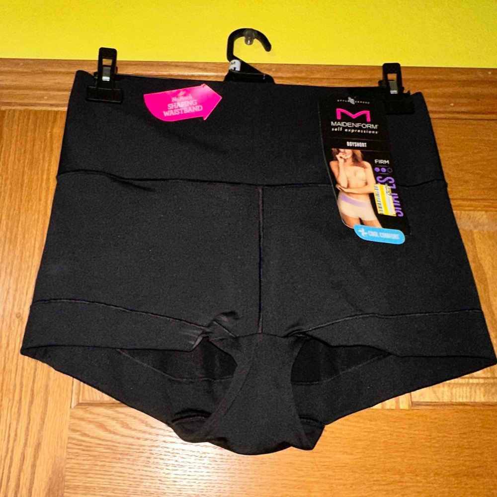 🖤NWT TUMMY TUCK